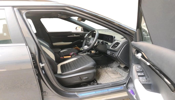 2025 KIA SELTOS  GTX Plus 1.5 Turbo Petrol DCT, Petrol, Automatic, 8,953 km, interior