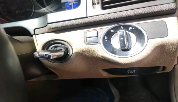 2011 Mercedes Benz C Class C 200 CGI ELEGANCE, Petrol, Automatic, 78,271 km, interior