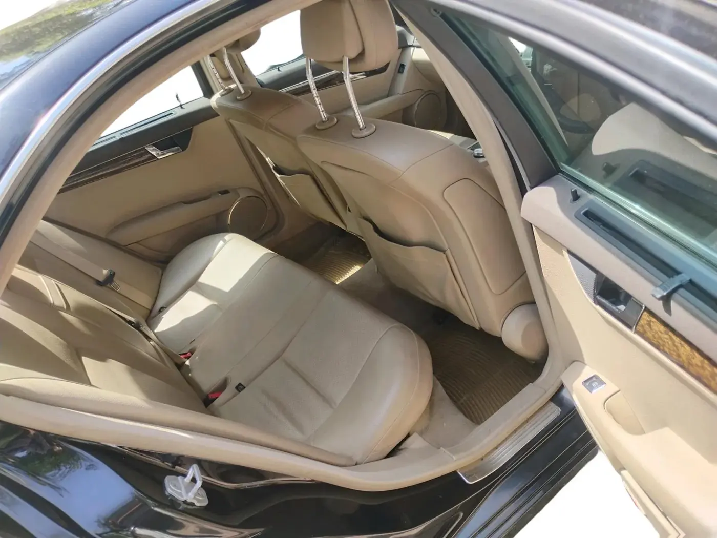 2011 Mercedes Benz C Class C 200 CGI ELEGANCE, Petrol, Automatic, 78,271 km, interior