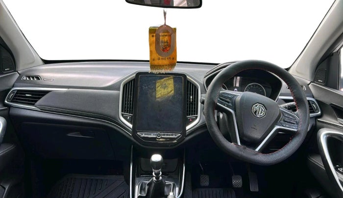 2020 MG HECTOR SMART HYBRID 1.5 PETROL, Petrol, Manual, 32,490 km, interior