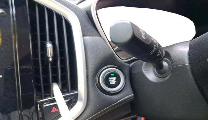 2020 MG HECTOR SMART HYBRID 1.5 PETROL, Petrol, Manual, 32,490 km, interior