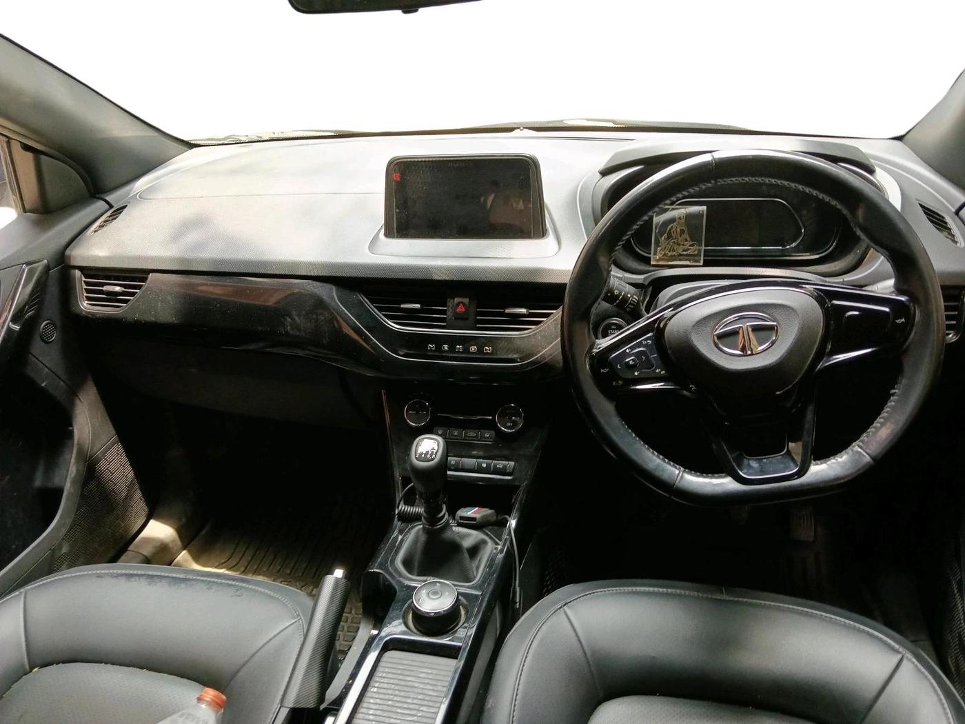 2022 Tata NEXON XZ PLUS DIESEL DARK EDITION, Diesel, Manual, 46,339 km, interior