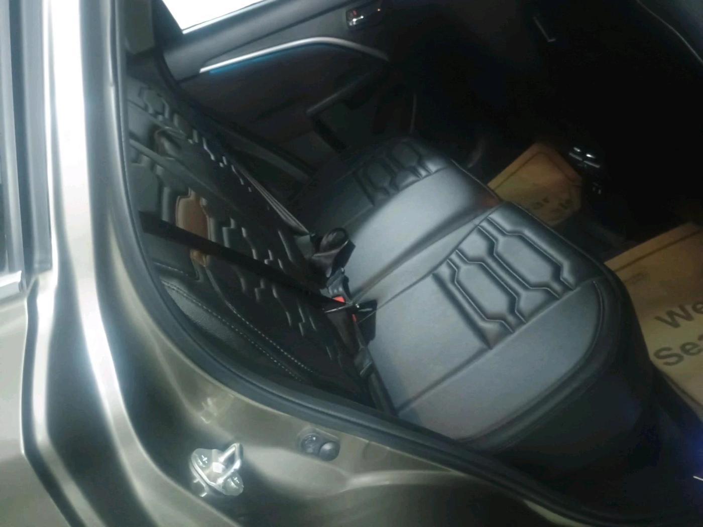 2024 Maruti BREZZA ZXI + SMART HYBRID, Petrol, Manual, 20,389 km, interior