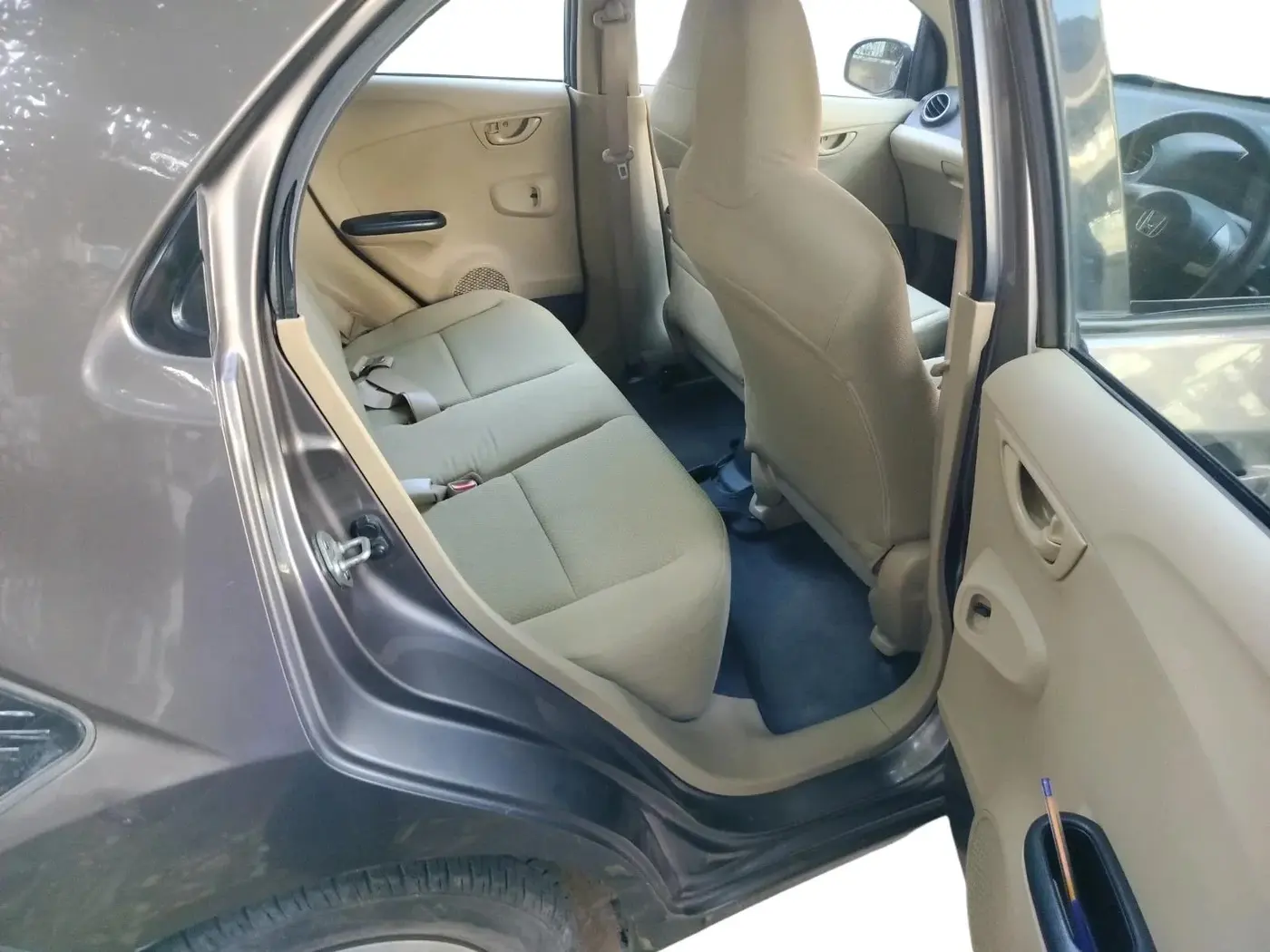 2014 Honda Brio S MT, Petrol, Manual, 50,245 km, interior