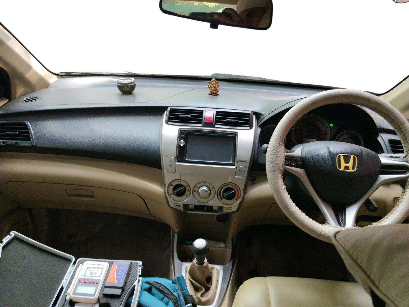2011 Honda City 1.5L I-VTEC V MT, Petrol, Manual, 1,07,250 km, interior