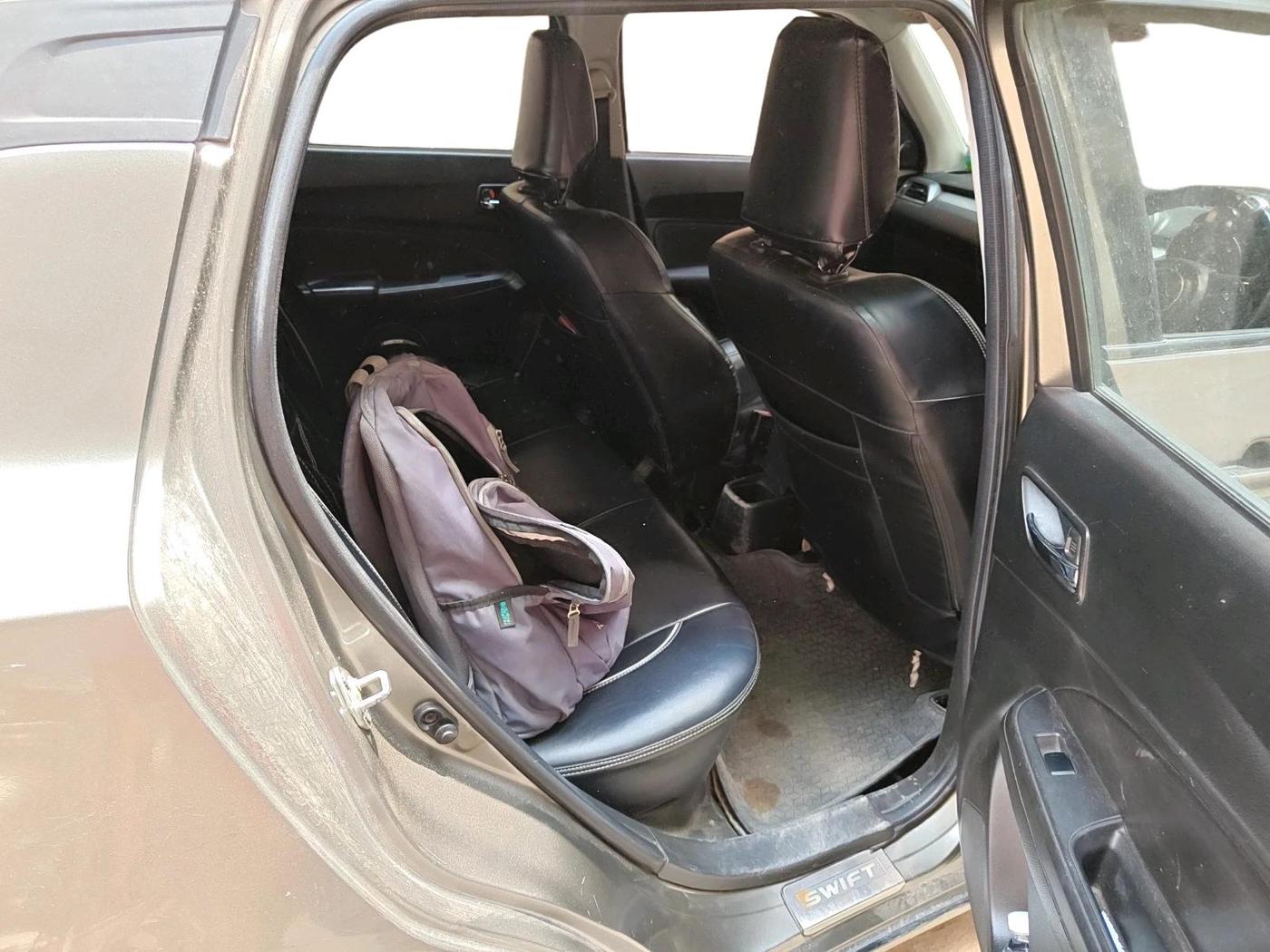 2018 Maruti Swift VXI, Petrol, Manual, 1,77,489 km, interior