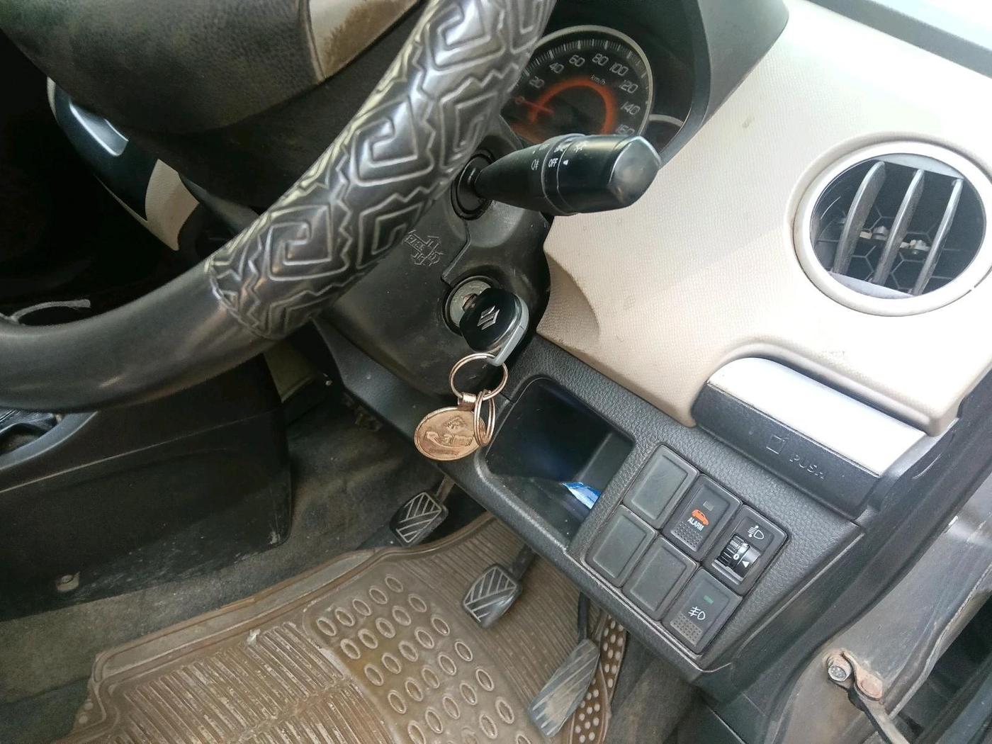 2015 Maruti Wagon R 1.0 VXI, Petrol, Manual, 88,589 km, interior