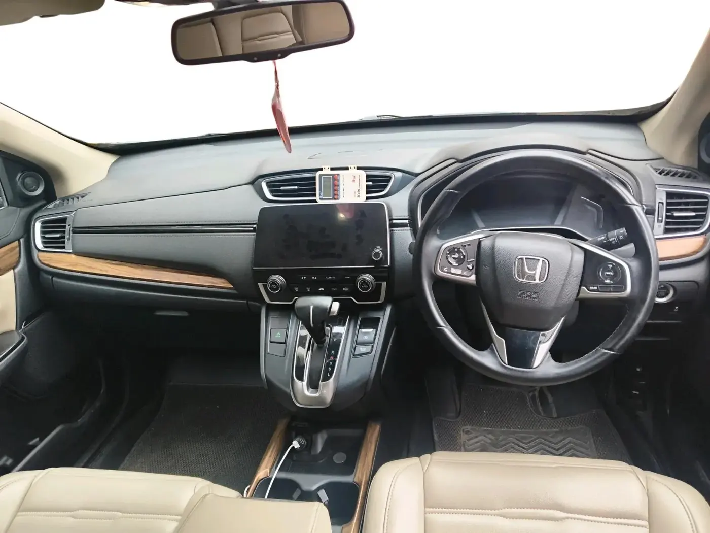 2019 Honda CRV 2.0L I-VTEC 2WD CVT, Petrol, Automatic, 1,29,577 km, interior