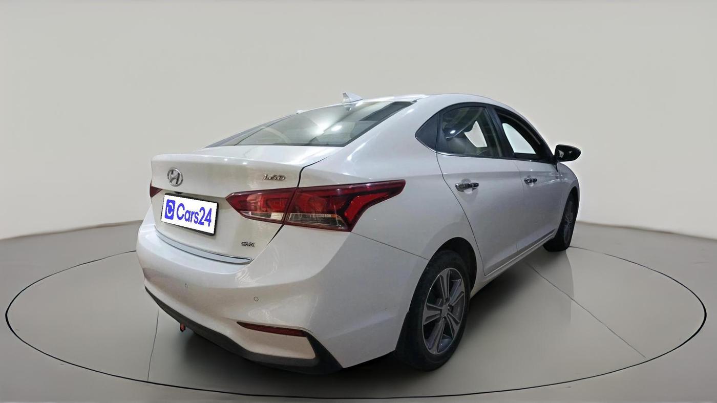 2019 Hyundai Verna 1.6 CRDI SX (O) AT, Diesel, Automatic, 37,472 km, exterior