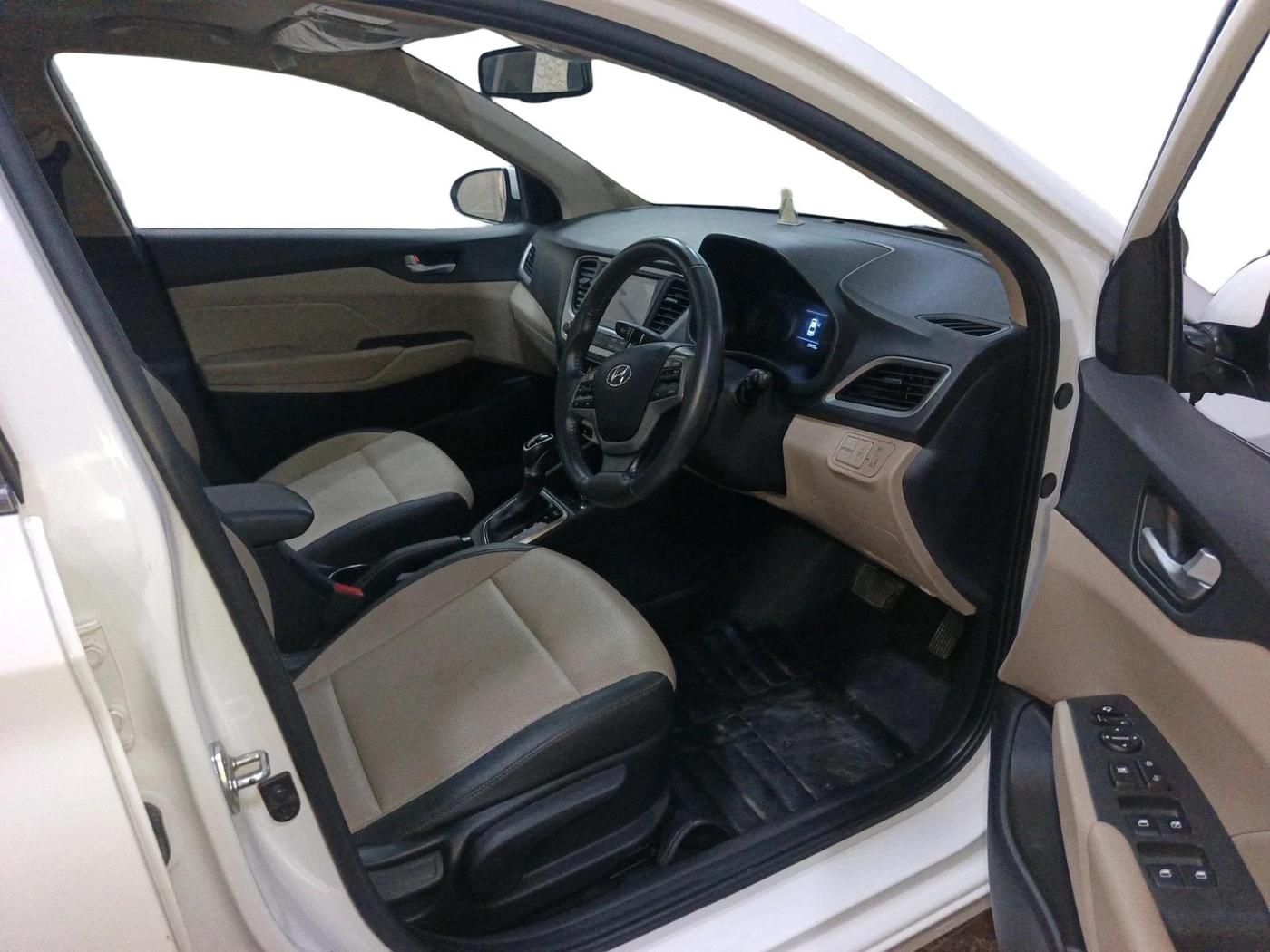 2019 Hyundai Verna 1.6 CRDI SX (O) AT, Diesel, Automatic, 37,472 km, interior