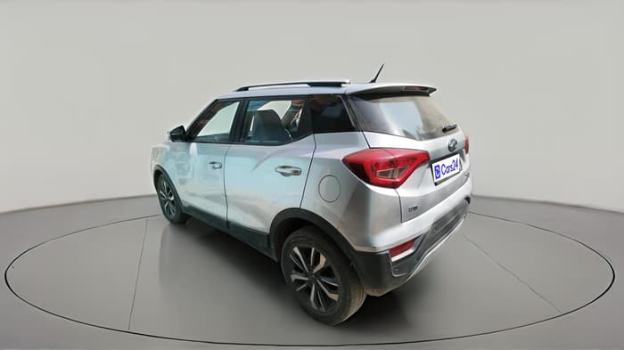2019 Mahindra XUV300 W8 (O) 1.2 PETROL, Petrol, Manual, 1,00,390 km, exterior