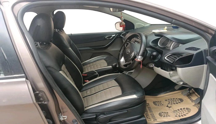 2016 Tata Tiago XZ PETROL, Petrol, Manual, 38,253 km, interior