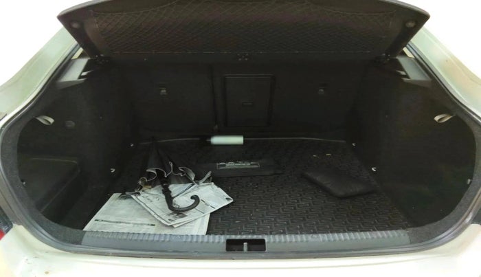 2018 Skoda Octavia L&K 1.8 TSI AT, Petrol, Automatic, 73,455 km, exterior