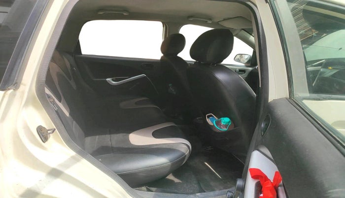 2011 Ford Figo ZXI 1.2 PETROL, Petrol, Manual, 92,251 km, interior