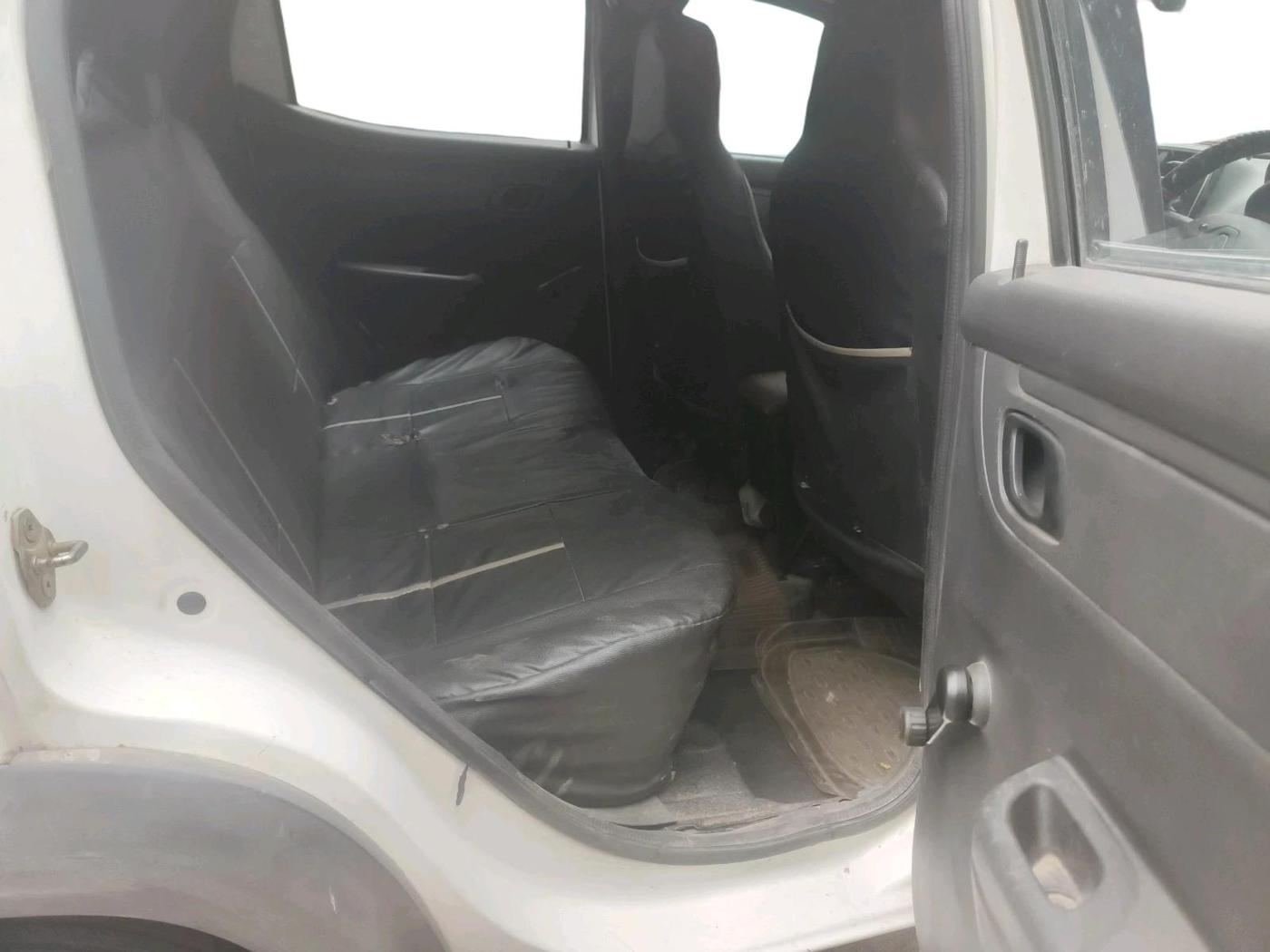 2016 Renault Kwid RXL, Petrol, Manual, 35,114 km, interior