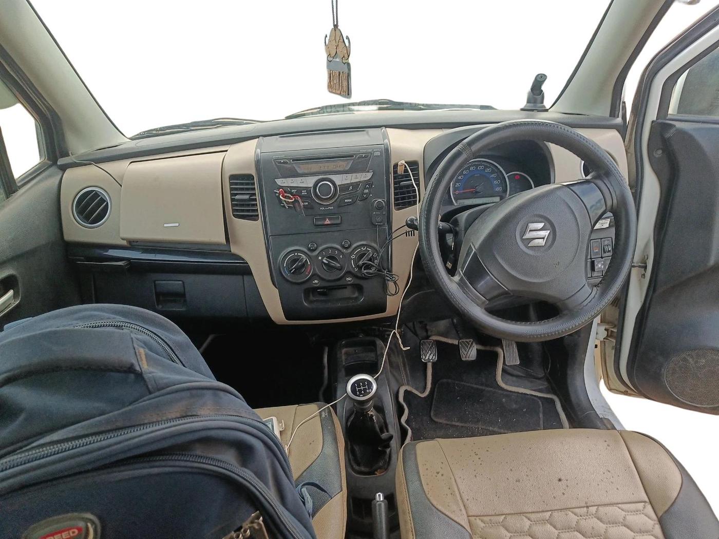 2018 Maruti Wagon R 1.0 VXI, CNG, Manual, 63,445 km, interior