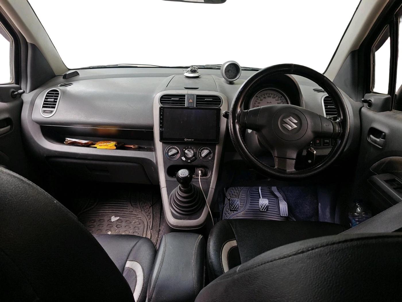 2012 Maruti Ritz VXI, CNG, Manual, 1,11,778 km, interior