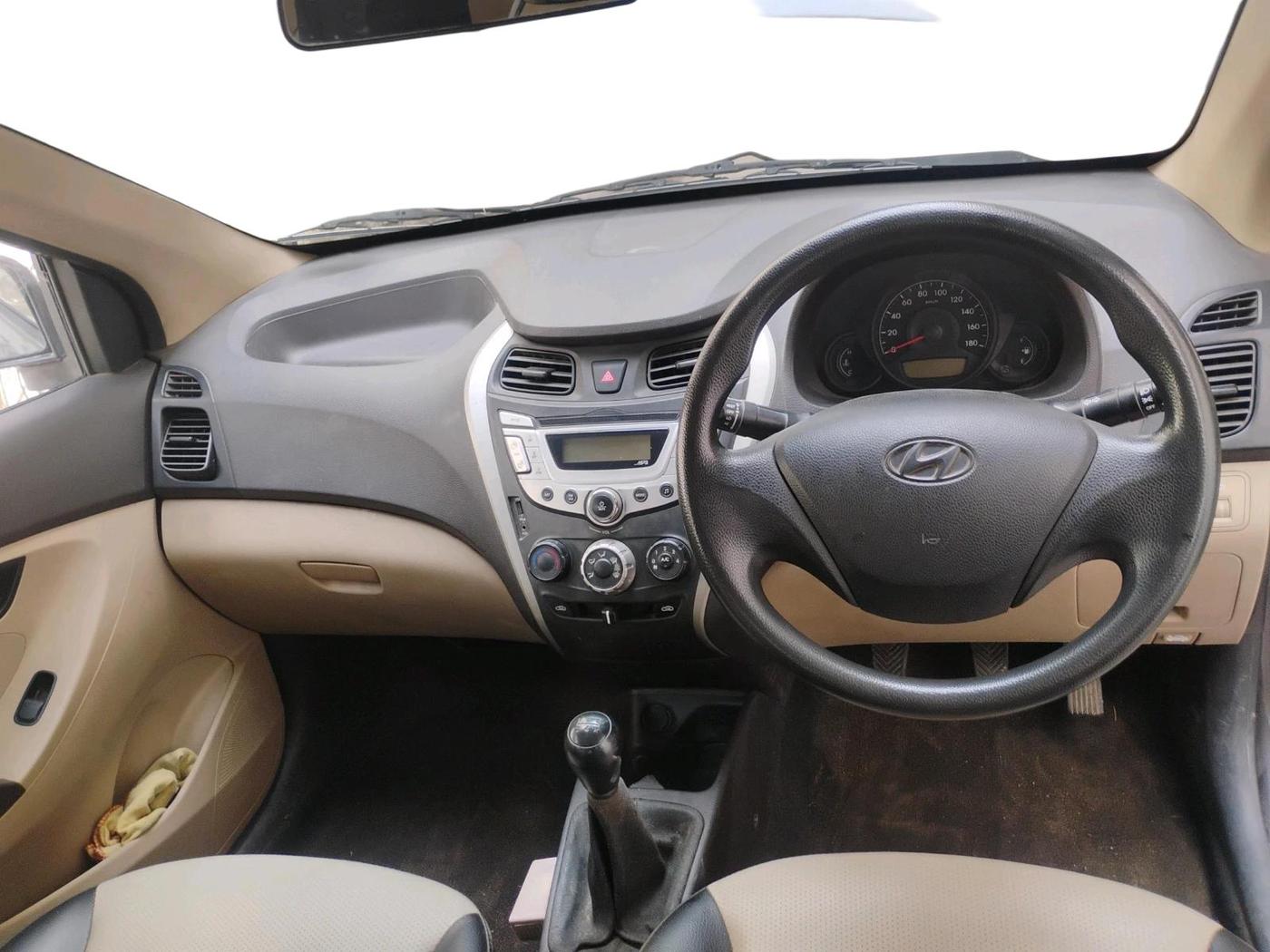 2015 Hyundai Eon ERA +, Petrol, Manual, 51,748 km, interior