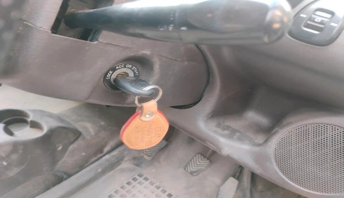 2011 Hyundai Santro Xing GL PLUS, CNG, Manual, 1,73,246 km, interior