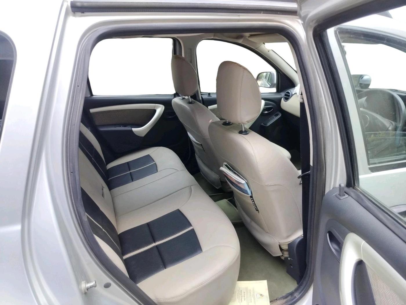 2012 Renault Duster RXL PETROL, Petrol, Manual, 46,384 km, interior