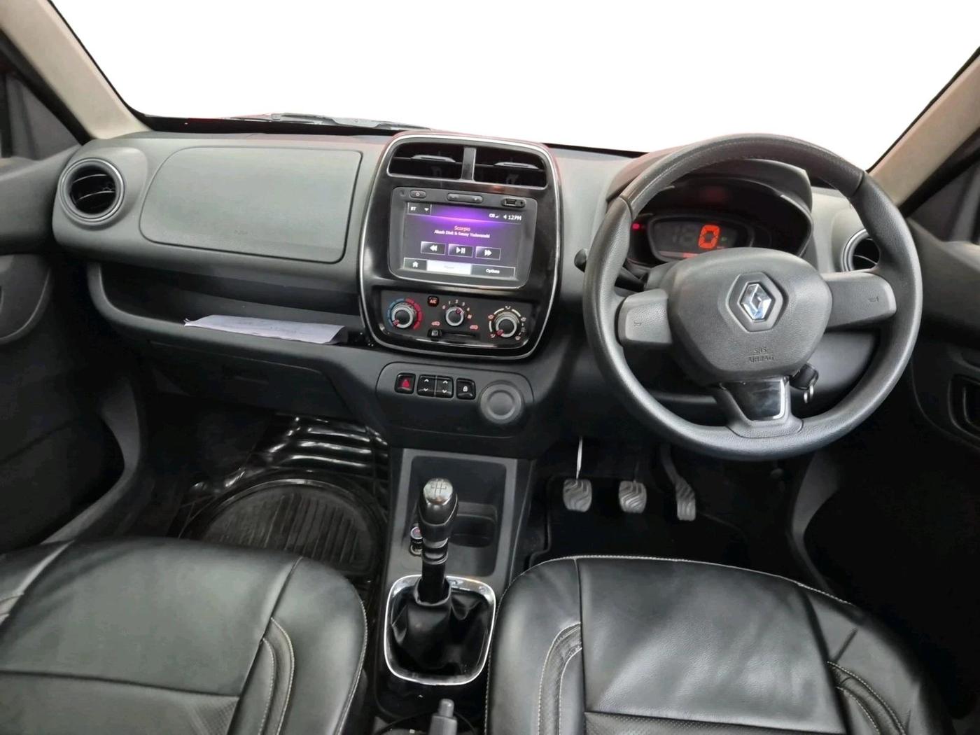 2016 Renault Kwid RXT 0.8, Petrol, Manual, 30,585 km, interior