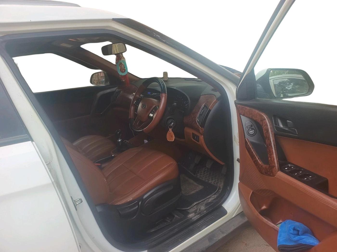 2019 Hyundai Creta E PLUS 1.6 PETROL, Petrol, Manual, 79,476 km, interior