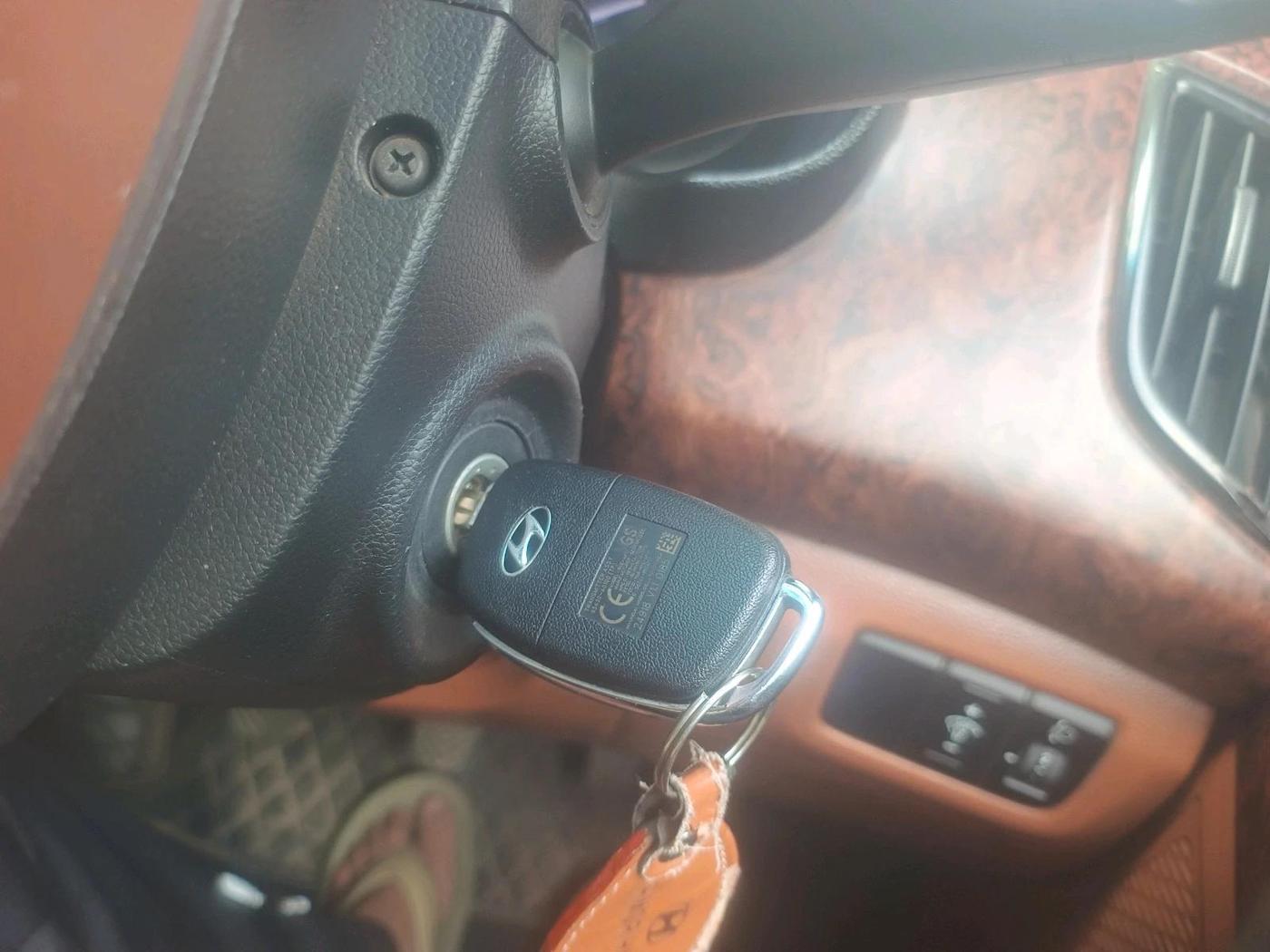 2019 Hyundai Creta E PLUS 1.6 PETROL, Petrol, Manual, 79,476 km, interior