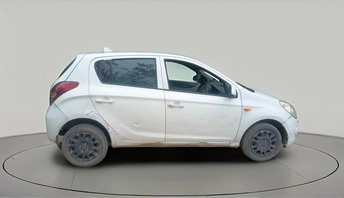 2011 Hyundai i20 MAGNA (O) 1.2, CNG, Manual, 1,05,305 km, exterior