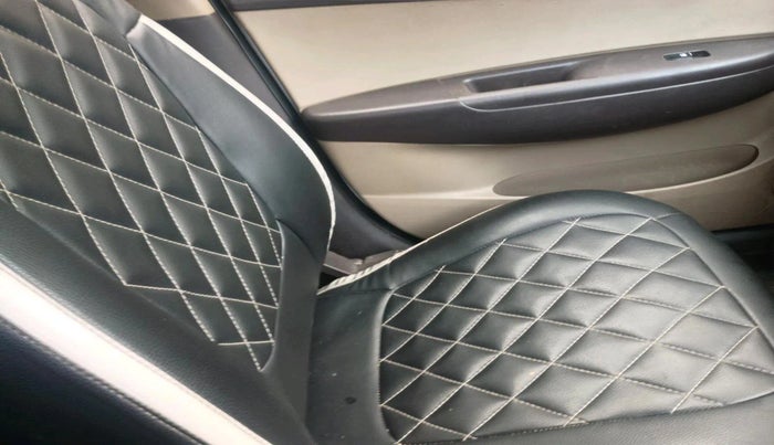 2011 Hyundai i20 MAGNA (O) 1.2, CNG, Manual, 1,05,305 km, interior