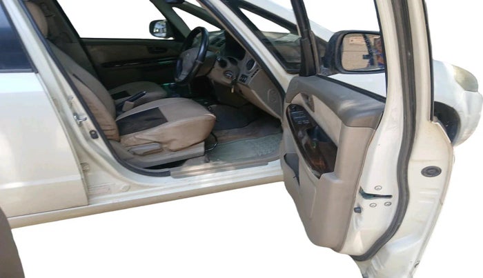 2011 Maruti SX4 VXI CNG, CNG, Manual, 58,226 km, interior