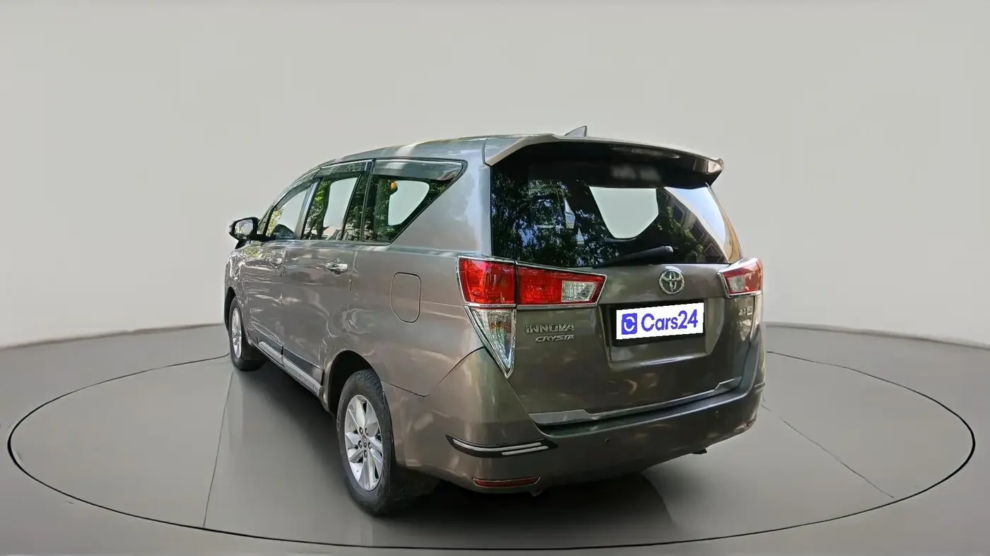 2017 Toyota Innova Crysta 2.4 ZX 7 STR, Diesel, Manual, 1,41,213 km, exterior