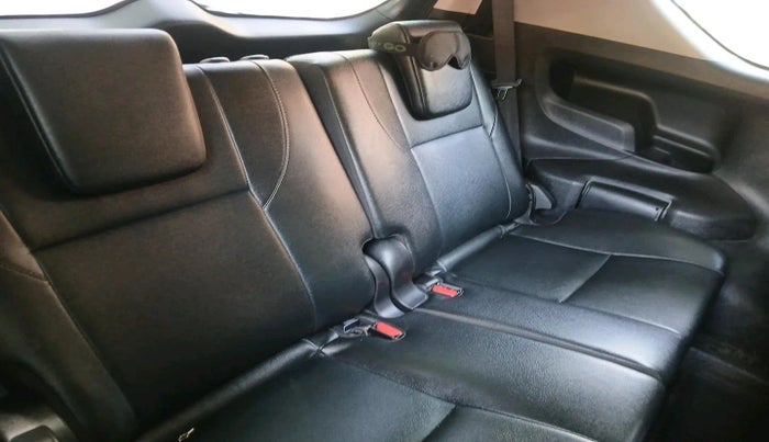 2017 Toyota Innova Crysta 2.4 ZX 7 STR, Diesel, Manual, 1,41,213 km, interior