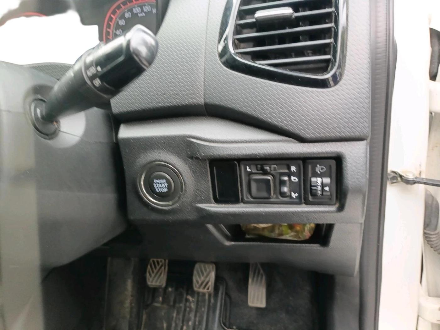 2019 Maruti Vitara Brezza ZDI PLUS, Diesel, Manual, 1,09,462 km, interior