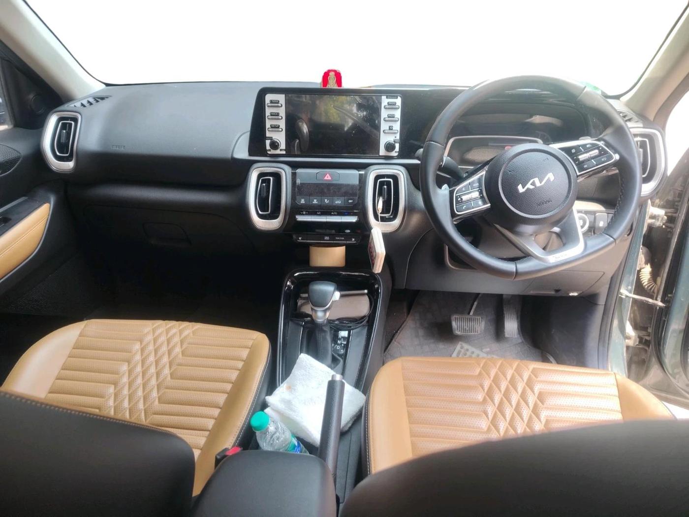 2024 KIA SONET 	 HTX 1.0 TURBO DCT, Petrol, Automatic, 23,711 km, interior