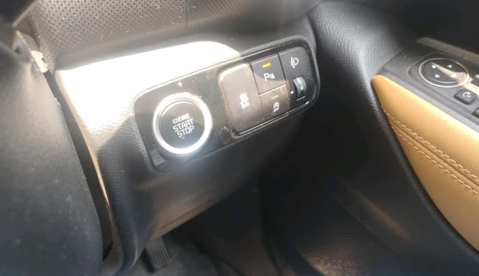 2024 KIA SONET 	 HTX 1.0 TURBO DCT, Petrol, Automatic, 23,711 km, interior