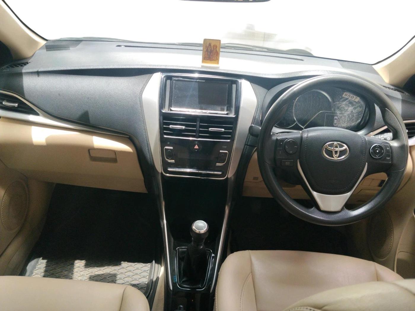 2020 Toyota YARIS G MT, Petrol, Manual, 73,118 km, interior