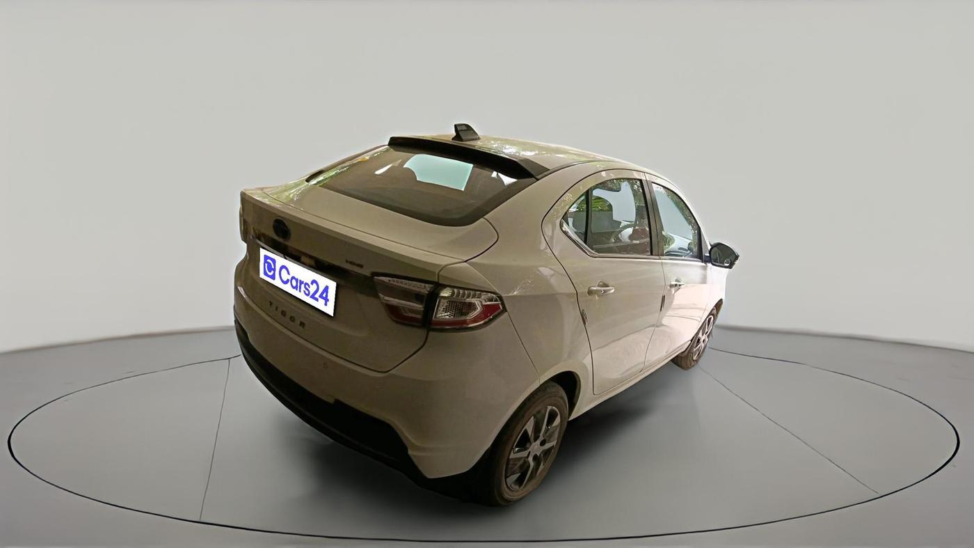 2025 Tata TIGOR  XZA CNG, CNG, Automatic, 30,341 km, exterior