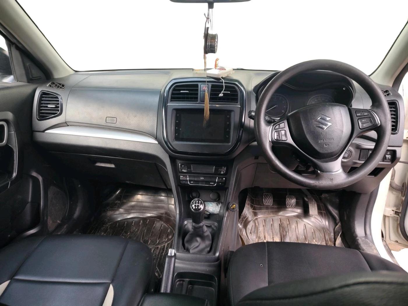 2020 Maruti Vitara Brezza ZXI, Petrol, Manual, 39,990 km, interior