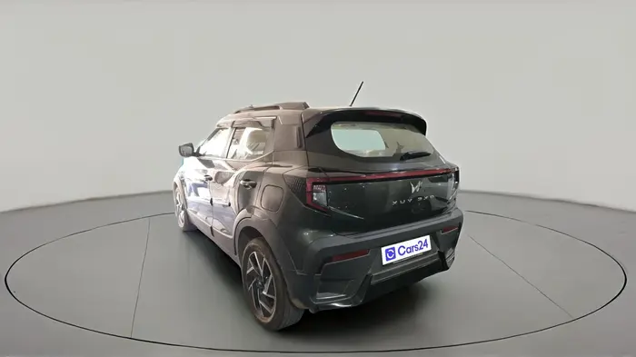 2024 Mahindra XUV 3XO AX7 1.2 TGDi AT, Petrol, Automatic, 11,593 km, exterior