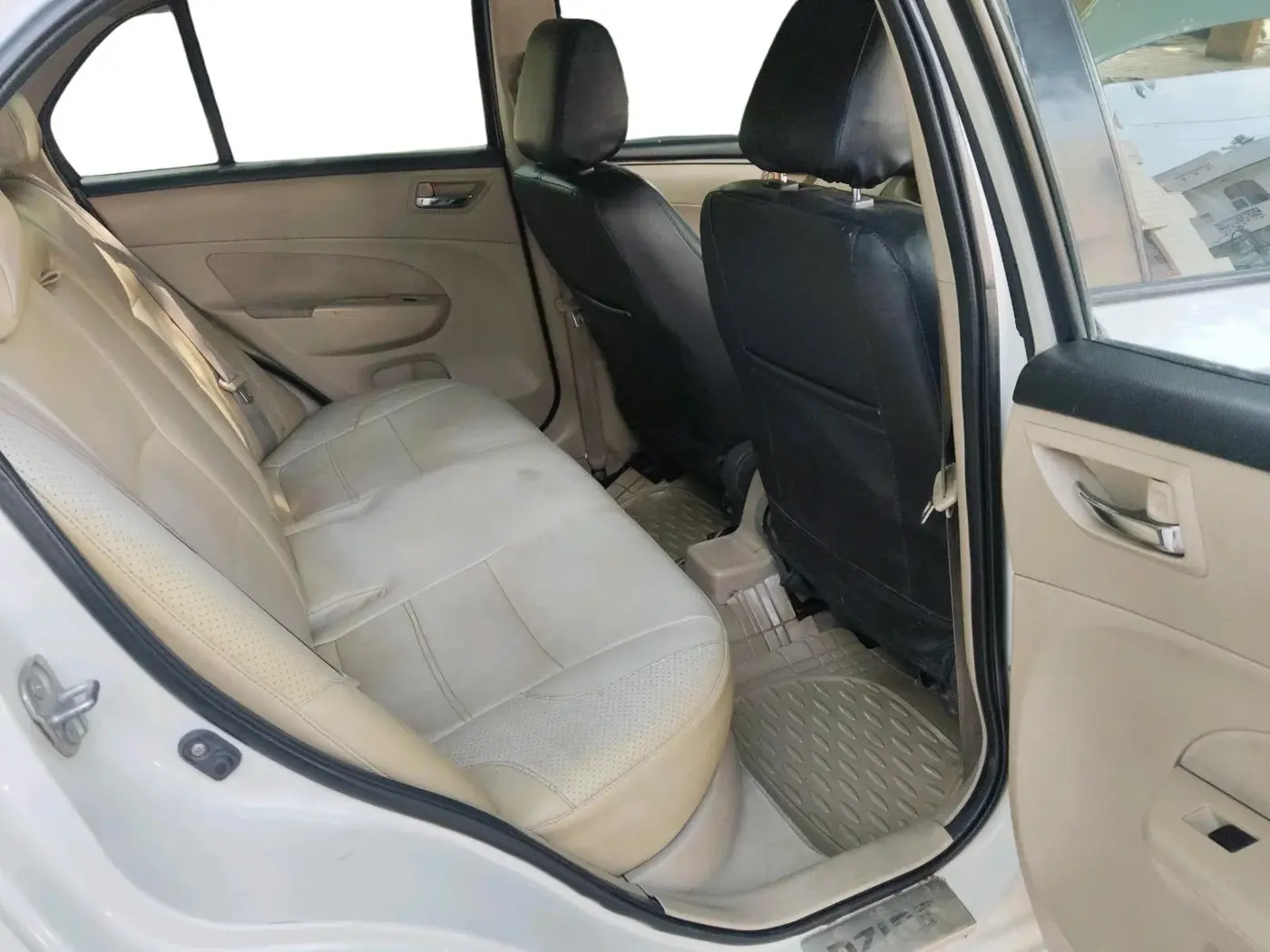 2012 Maruti Swift Dzire VXI, CNG, Manual, 90,186 km, interior