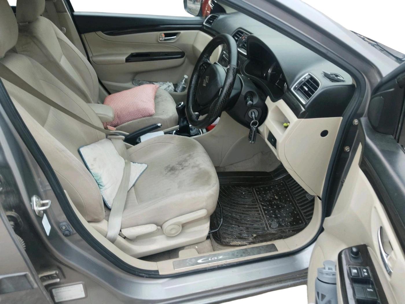 2015 Maruti Ciaz VXI+, Petrol, Manual, 85,901 km, interior
