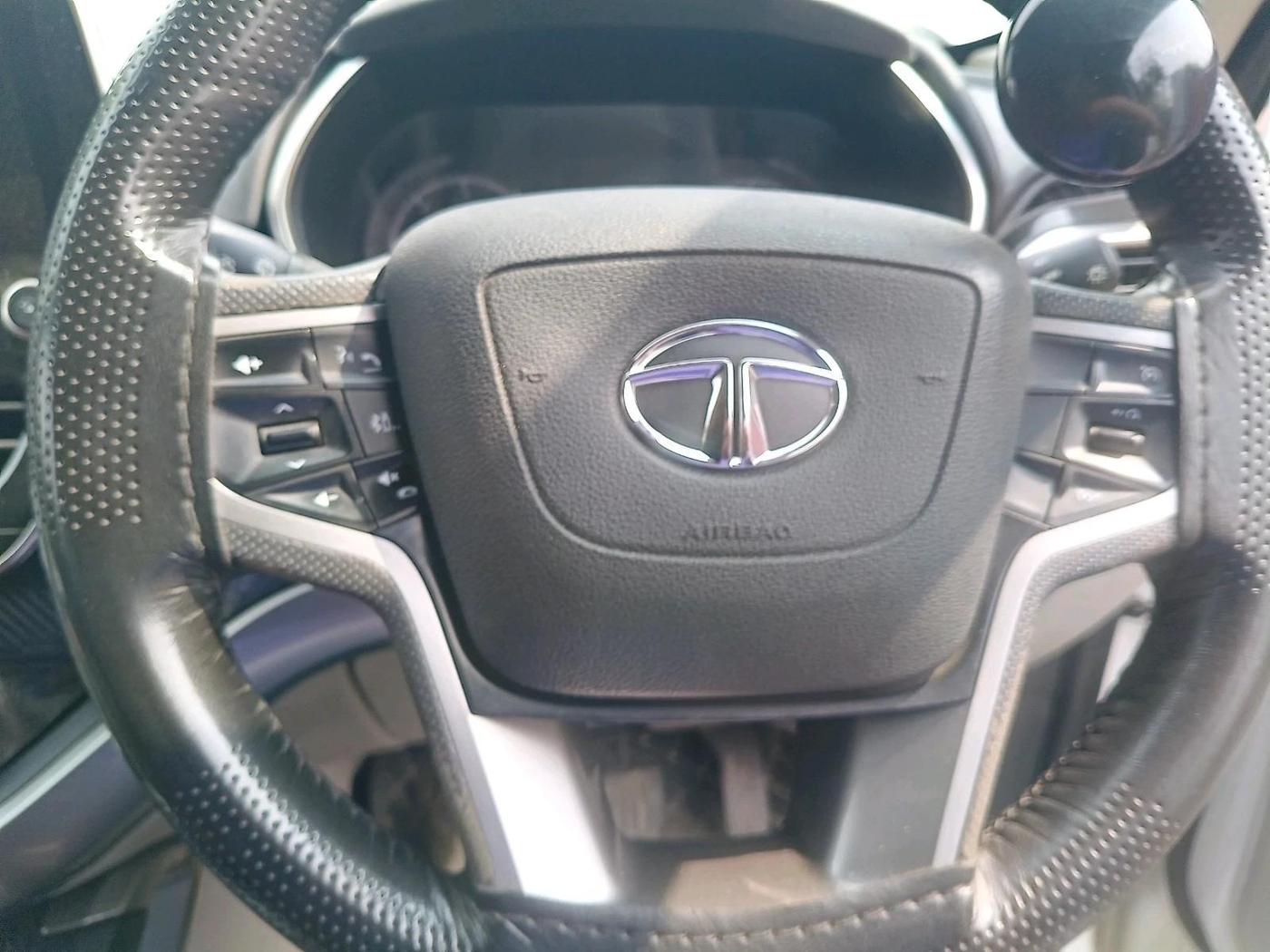 2022 Tata Safari XT PLUS, Diesel, Manual, 38,781 km, interior