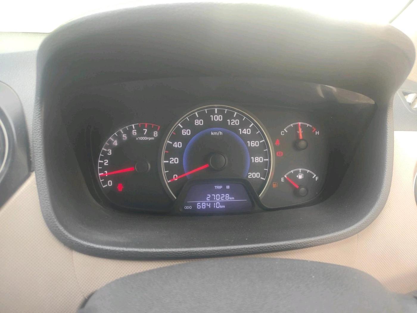 2015 Hyundai Grand i10 MAGNA 1.2 KAPPA VTVT, CNG, Manual, 68,410 km, interior