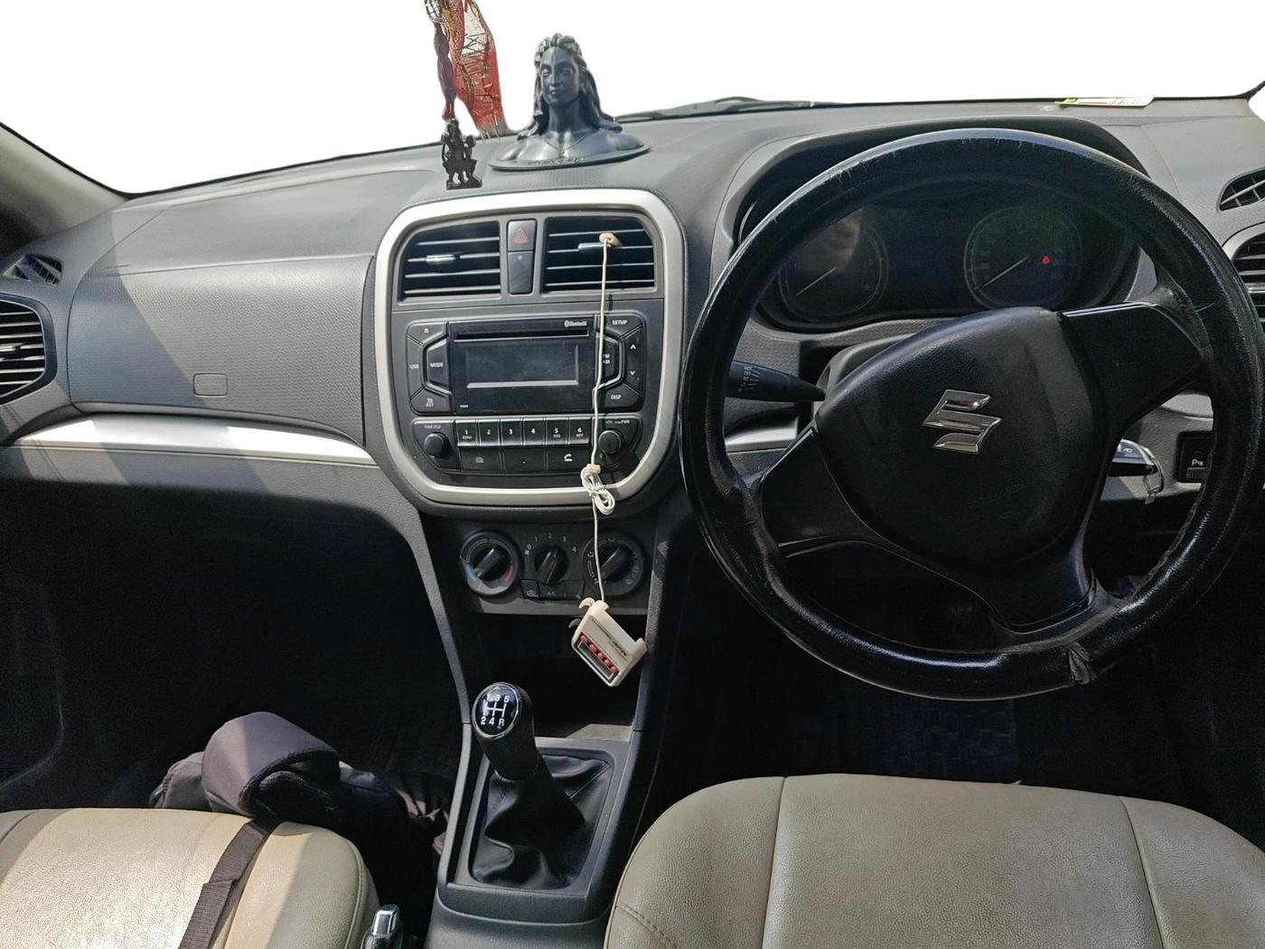 2017 Maruti Vitara Brezza VDI (O), Diesel, Manual, 1,07,910 km, interior