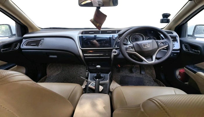 2017 Honda City 1.5L I-VTEC V MT, Petrol, Manual, 1,15,753 km, interior