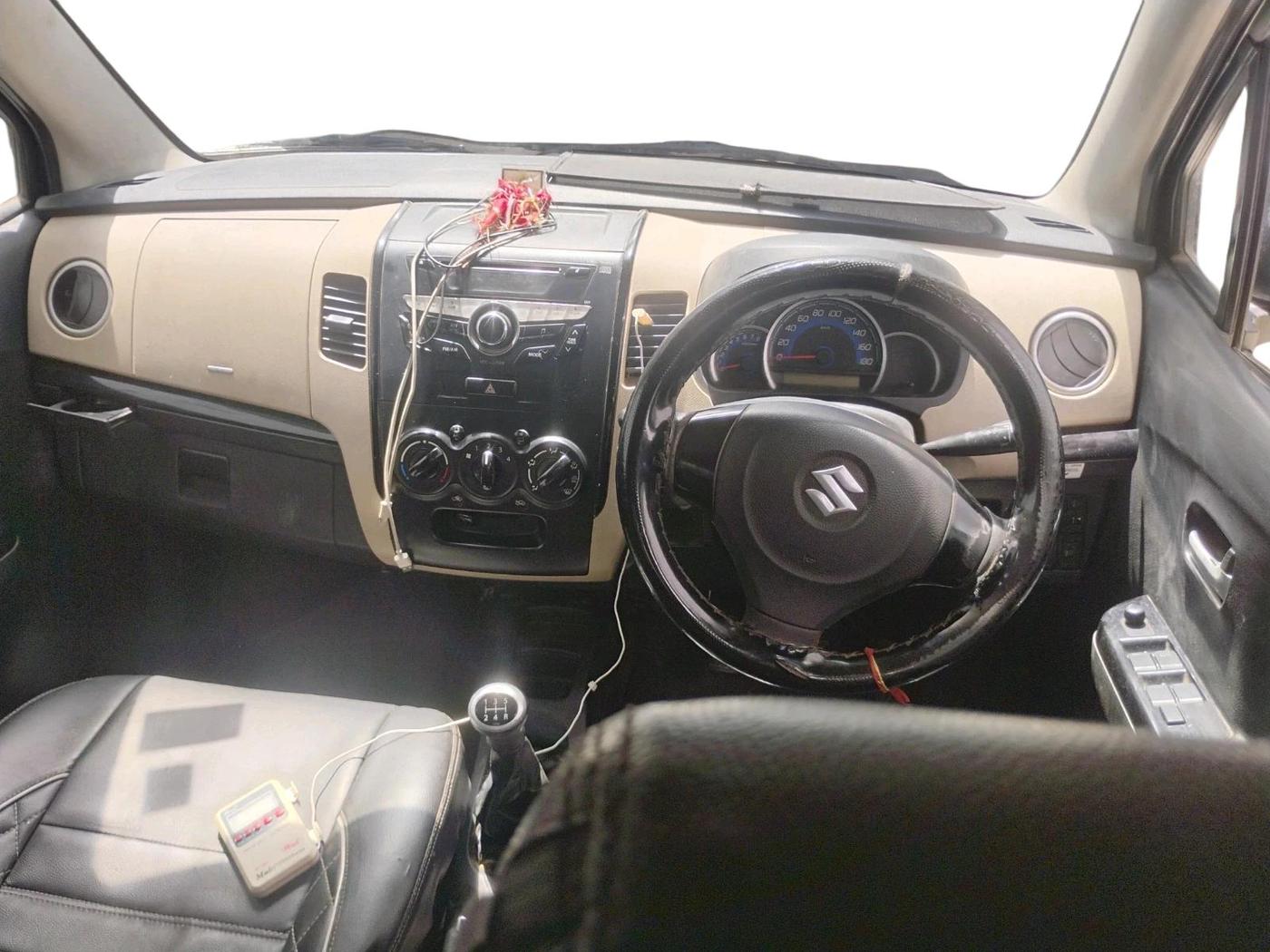 2018 Maruti Wagon R 1.0 VXI, CNG, Manual, 1,89,105 km, interior