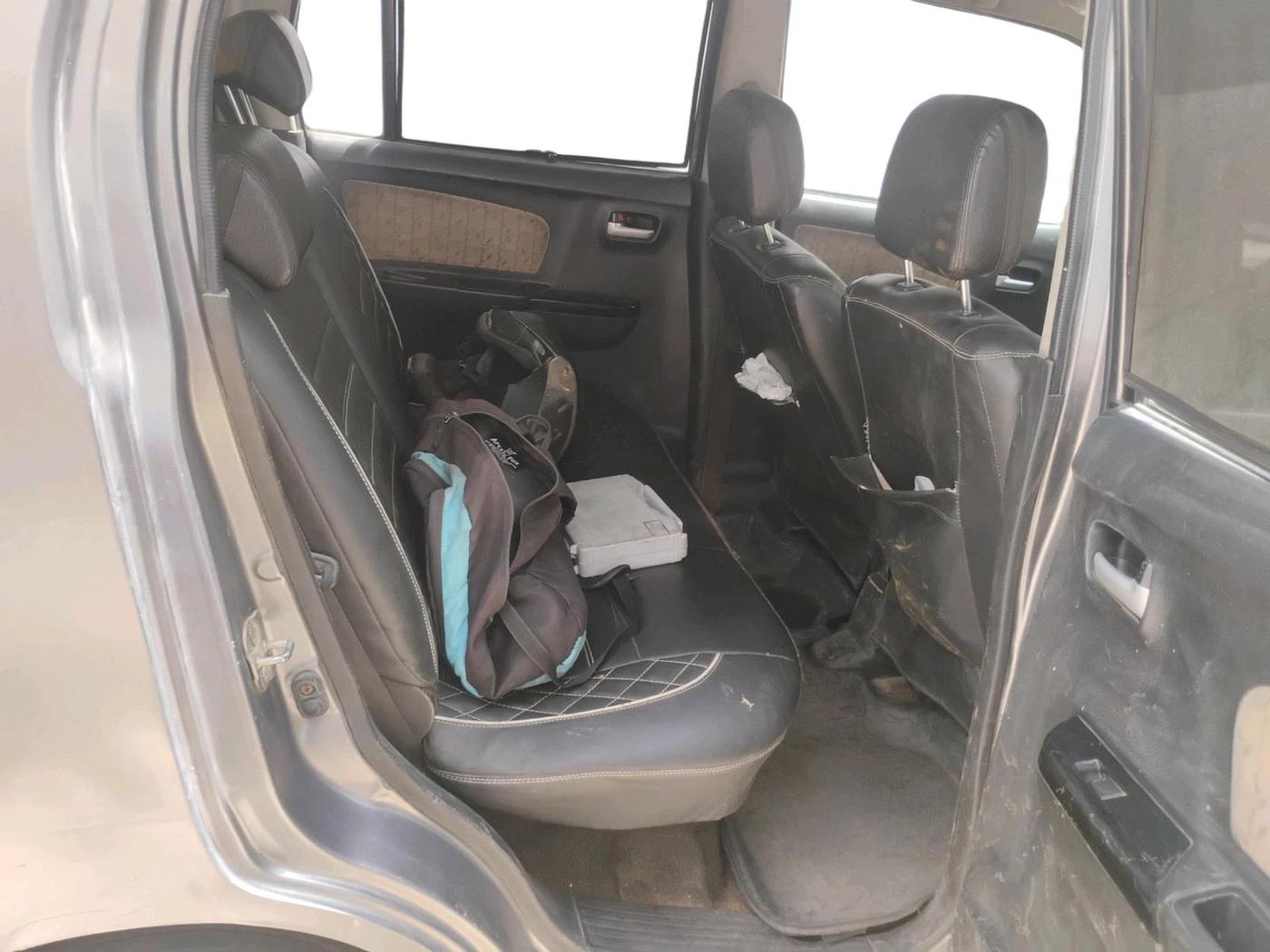 2018 Maruti Wagon R 1.0 VXI, CNG, Manual, 1,89,105 km, interior