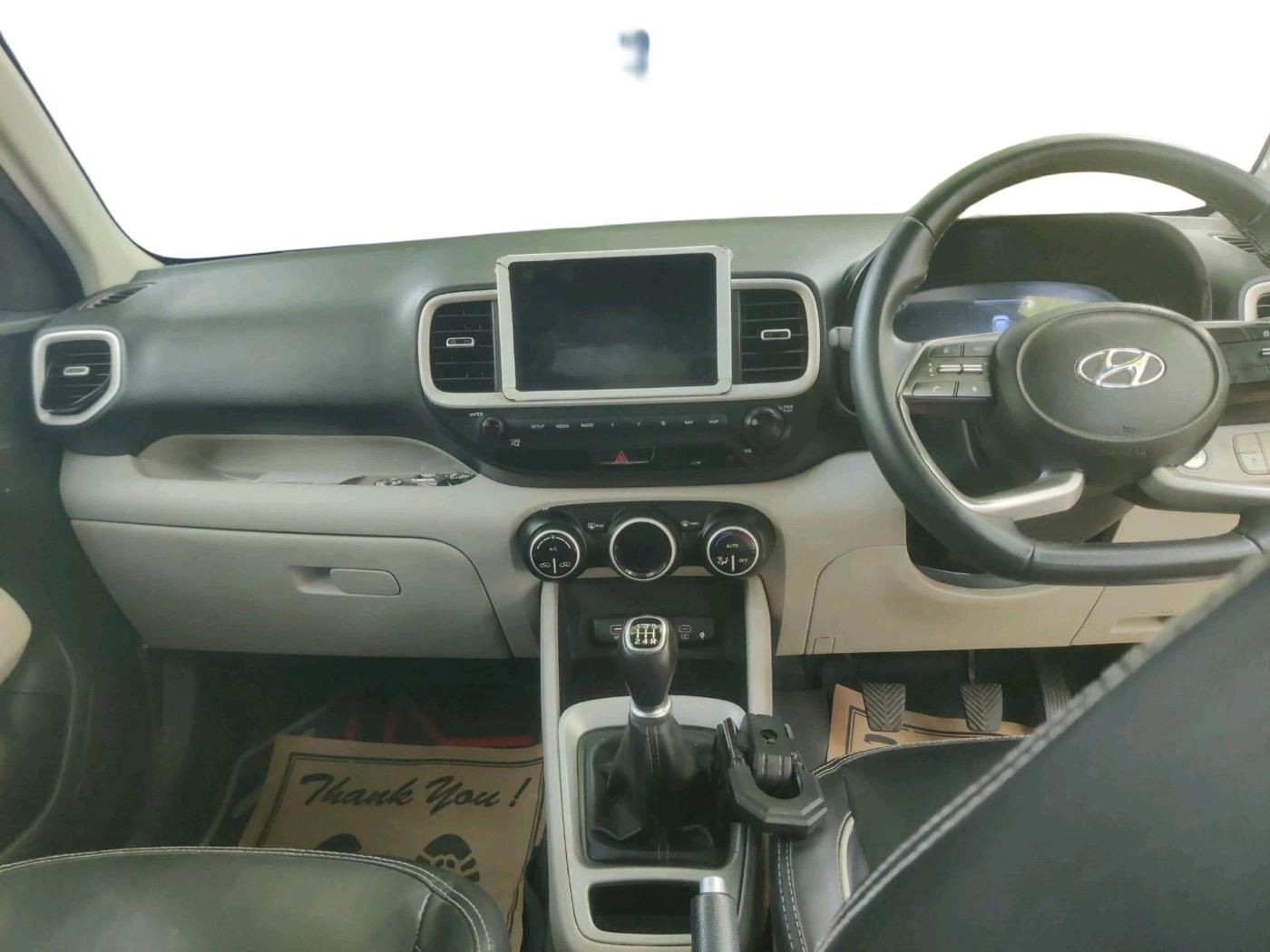 2022 Hyundai VENUE SX 1.2 PETROL, Petrol, Manual, 57,948 km, interior