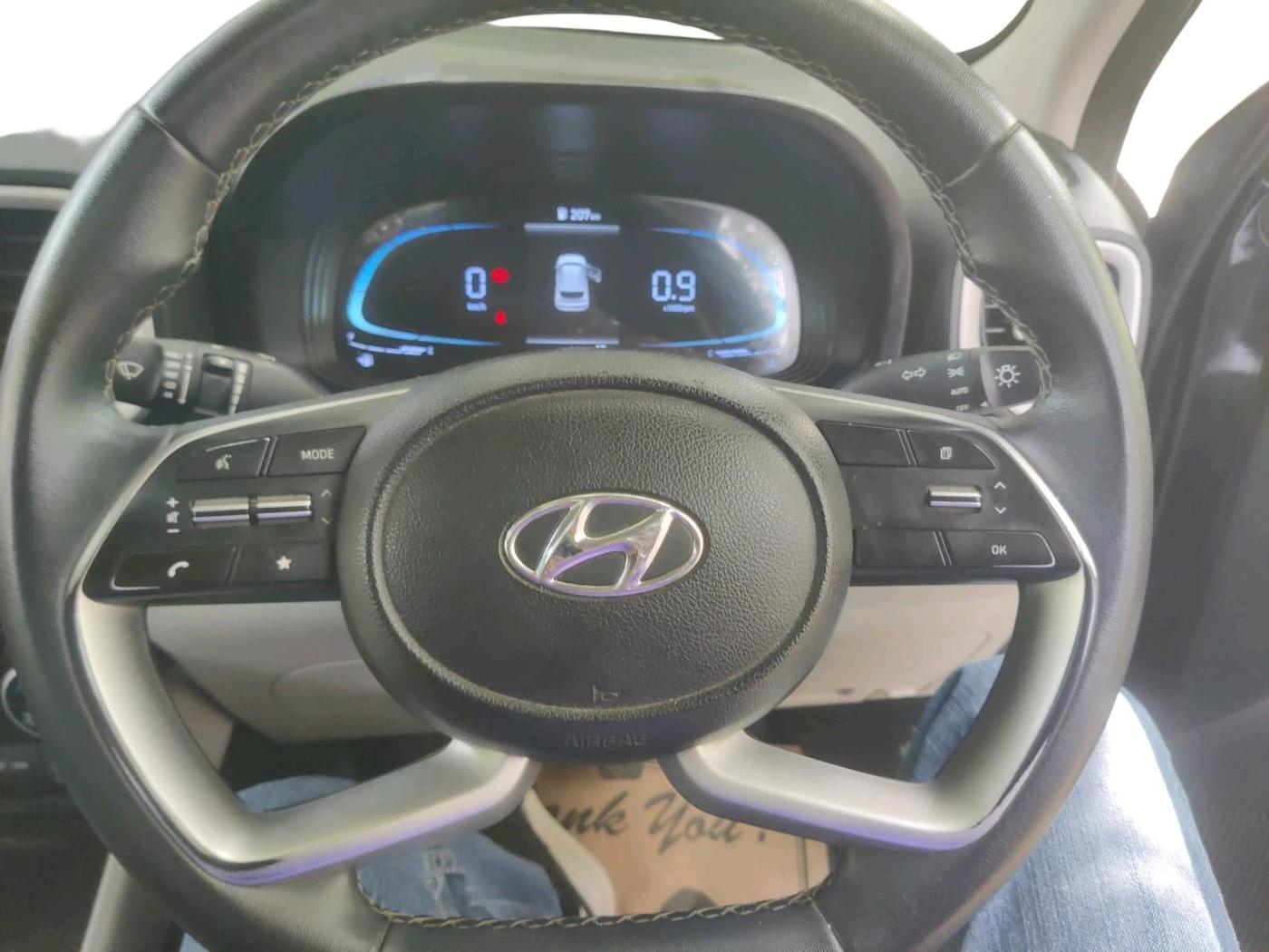 2022 Hyundai VENUE SX 1.2 PETROL, Petrol, Manual, 57,948 km, interior