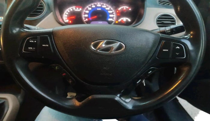 2019 Hyundai Grand i10 SPORTZ 1.2 KAPPA VTVT, CNG, Manual, 70,667 km, interior